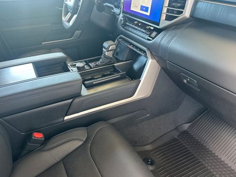 New 2026 Toyota Tundra Platinum AWD/4WD image 18
