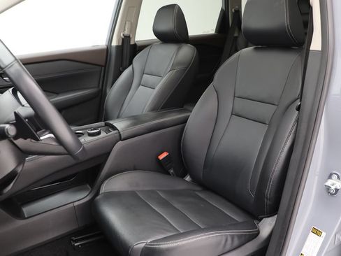 Used 2023 Nissan Rogue SL w/ SL Premium Package AWD/4WD image 16