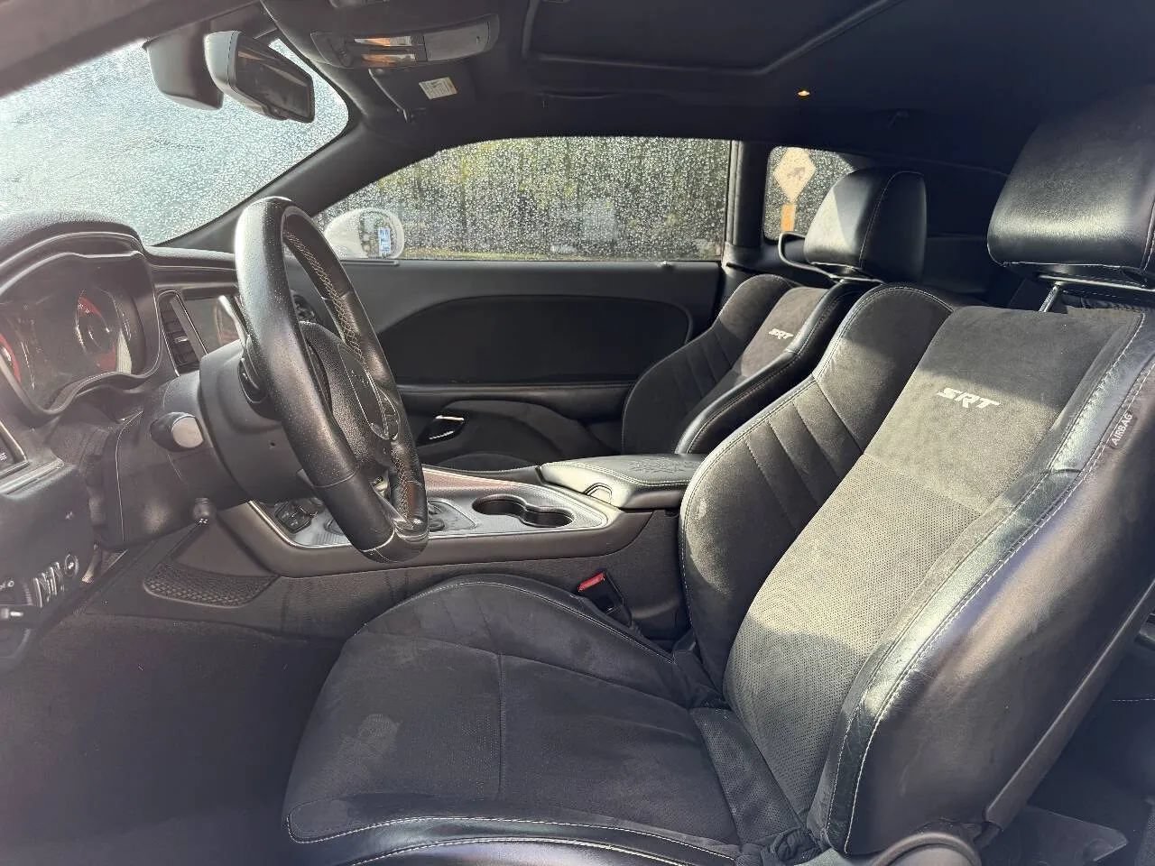 Used 2016 Dodge Challenger SRT Hellcat RWD image 15