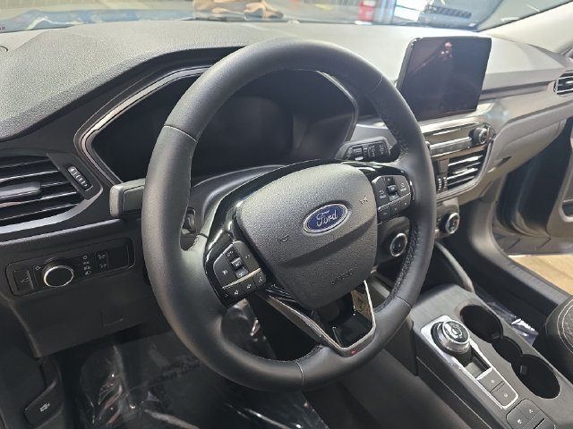 Used 2024 Ford Escape Active AWD/4WD image 18