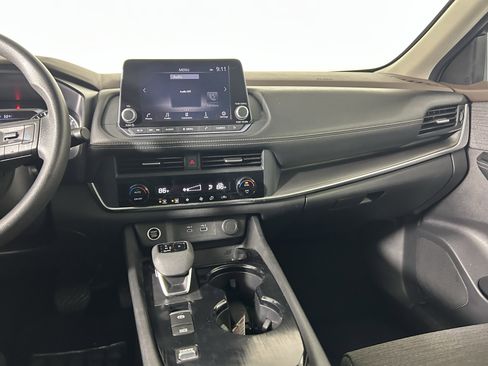 Certified 2023 Nissan Rogue SV image 22
