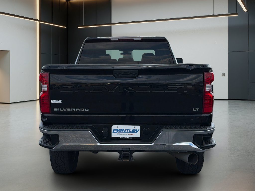 Used 2022 Chevrolet Silverado 2500 LT AWD/4WD image 5