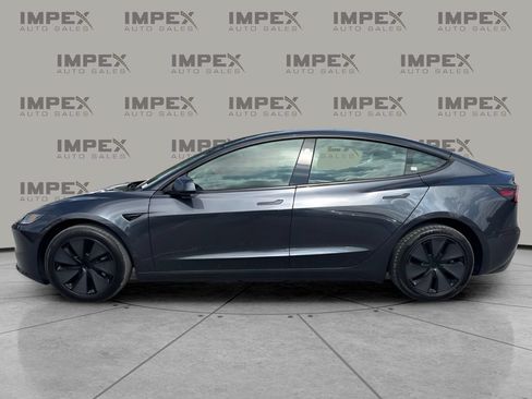 Used 2025 Tesla Model 3 Long Range RWD image 2