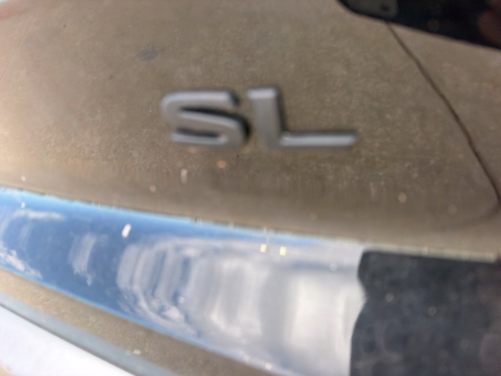 Used 2023 Nissan Pathfinder SL w/ Black Appearance Package FWD image 9