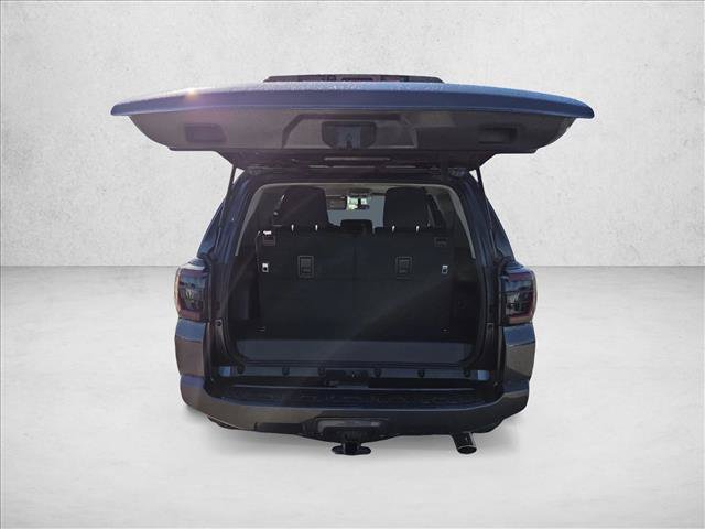Used 2014 Toyota 4Runner SR5 RWD image 6