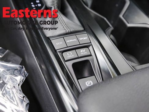 Used 2025 Toyota Camry LE image 21