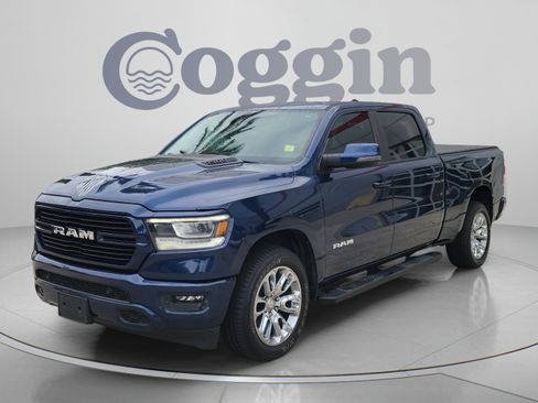 Used 2023 RAM 1500 Laramie AWD/4WD image 1