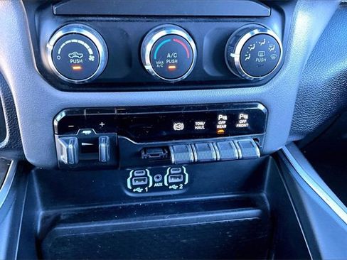 Used 2024 RAM 2500 Big Horn w/ Off Road Package image 17