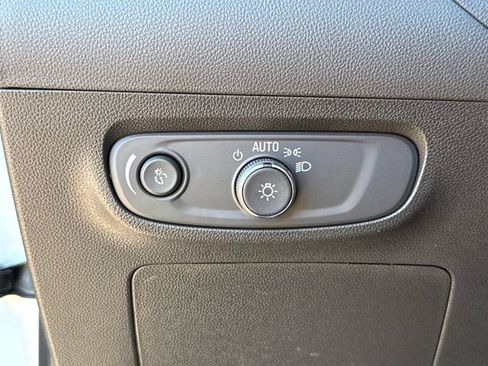 Certified 2024 Buick Encore GX Preferred image 12