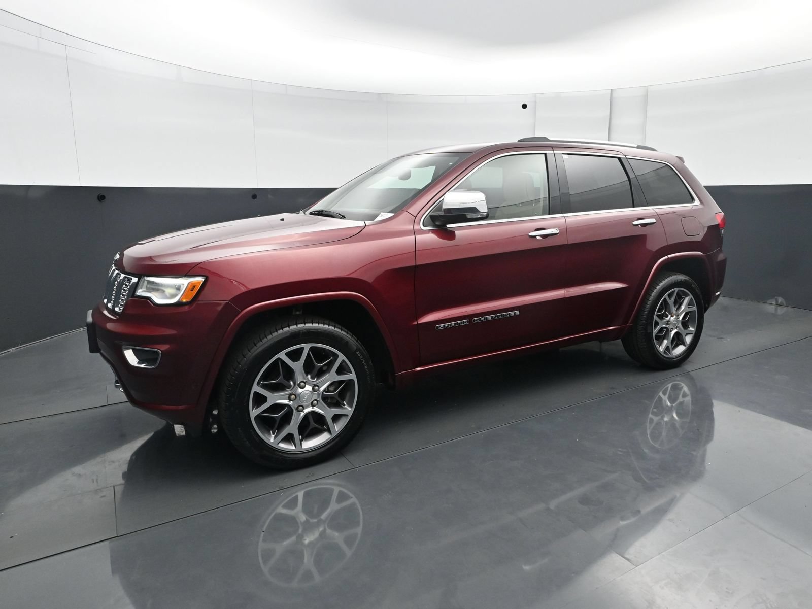 Used 2021 Jeep Grand Cherokee Overland w/ Protech Group AWD/4WD image 2
