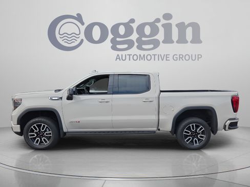 Used 2026 GMC Sierra 1500 AT4 w/ AT4 Premium Package AWD/4WD image 2
