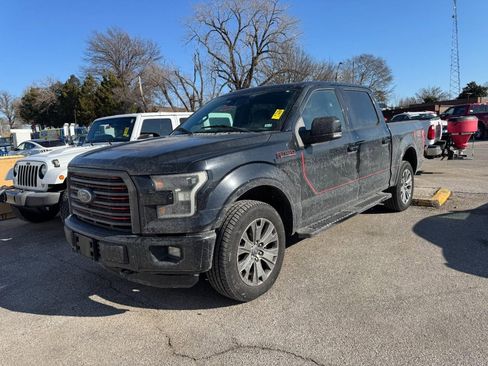 Used 2016 Ford F150 Lariat w/ Equipment Group 502A Luxury image 6