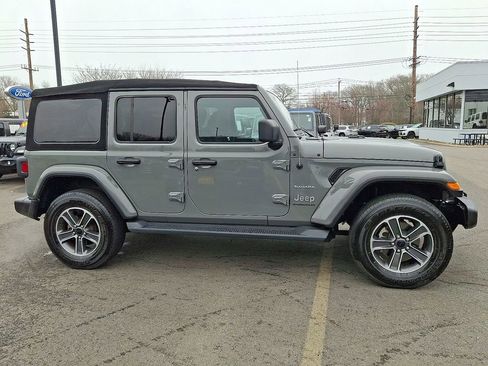 Certified 2023 Jeep Wrangler Sahara w/ Cold Weather Group image 7