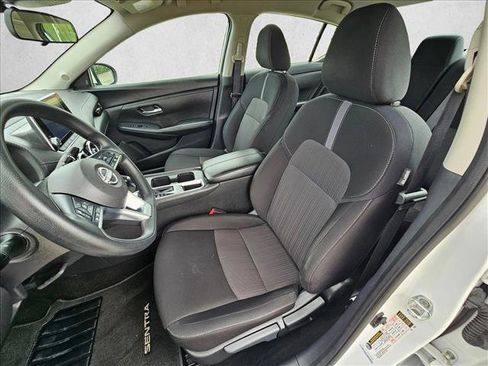 Used 2024 Nissan Sentra SV image 15