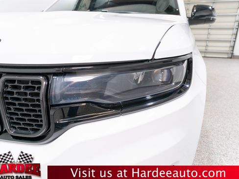 Used 2024 Jeep Wagoneer Series II image 8