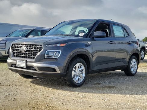 New 2026 Hyundai Venue SE FWD image 5