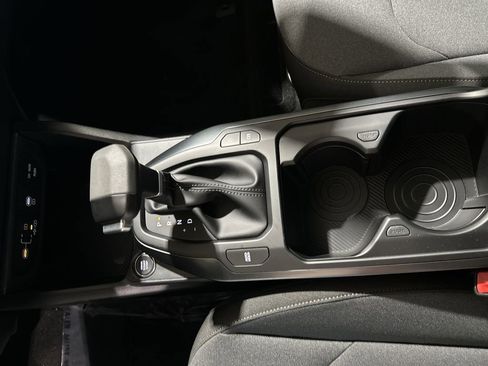 New 2025 Kia K4 LXS image 21