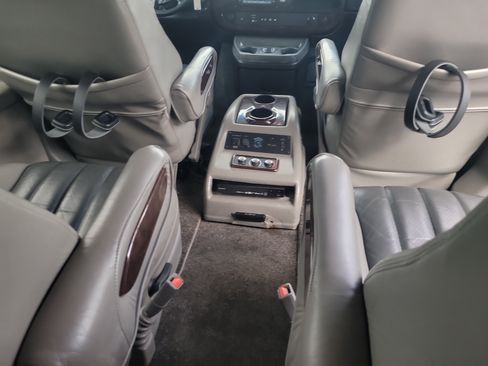Used 2012 Chevrolet Express 2500 LT RWD image 14
