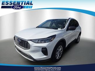 Used 2025 Ford Escape Active FWD video 1
