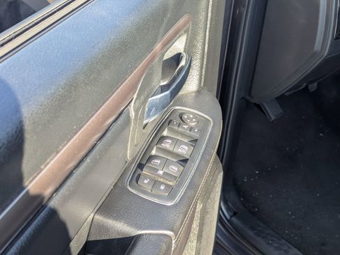 Used 2016 RAM 1500 Sport RWD image 28