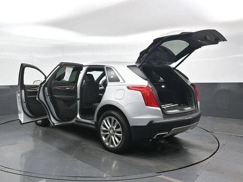 Used 2017 Cadillac XT5 Platinum w/ Driver Assist Package AWD/4WD image 48