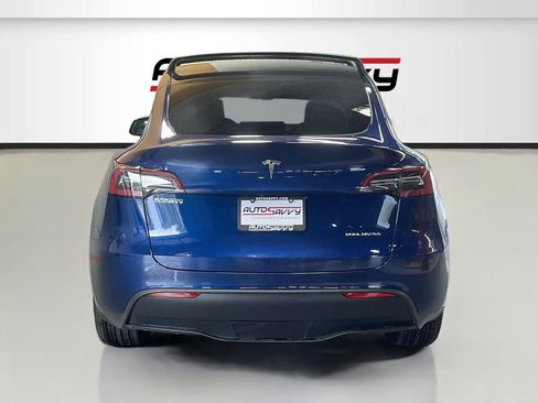 Used 2023 Tesla Model Y Long Range AWD/4WD image 6
