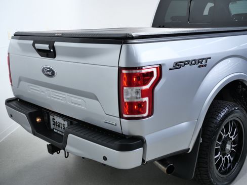 Used 2018 Ford F150 XLT w/ Equipment Group 302A Luxury AWD/4WD image 5