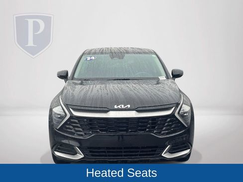 Used 2024 Kia Sportage EX image 3