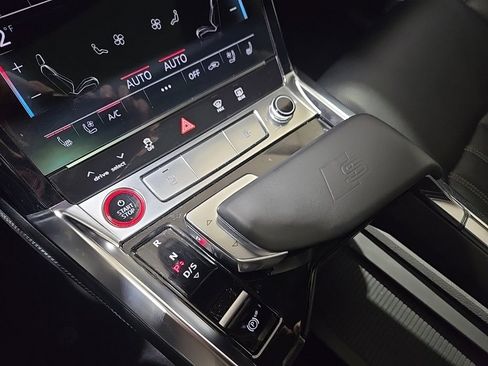 Used 2022 Audi e-tron S Premium Plus image 12