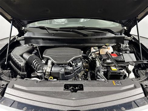 Certified 2025 Cadillac XT6 Premium Luxury image 31