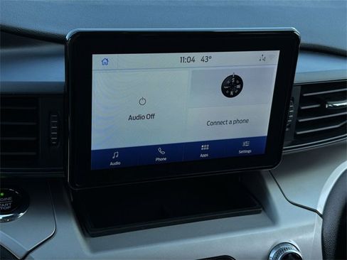 Used 2021 Ford Explorer XLT image 24