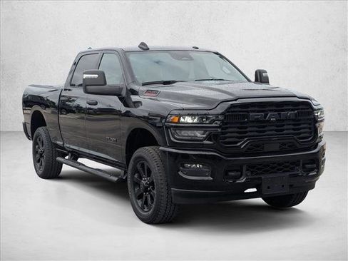 Used 2025 RAM 2500 Big Horn AWD/4WD image 3