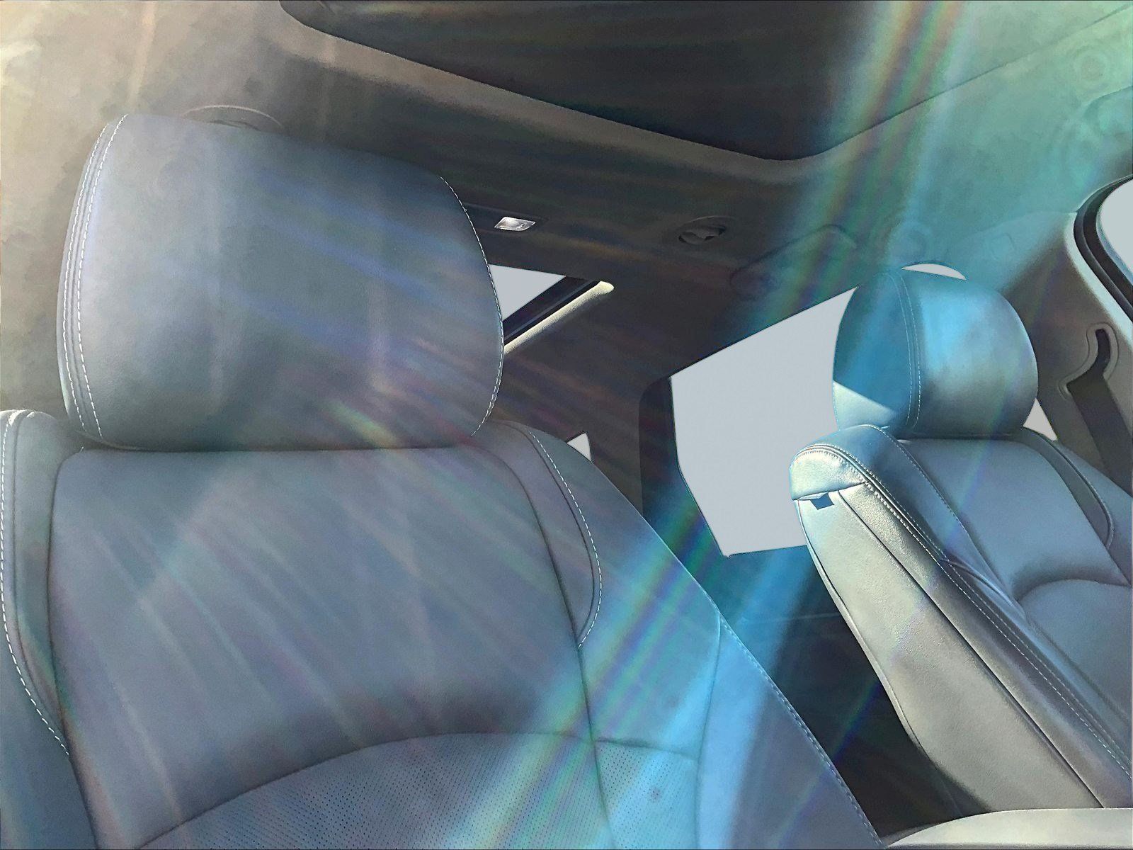 Used 2018 Buick Enclave Premium w/ Experience Buick Package FWD image 28