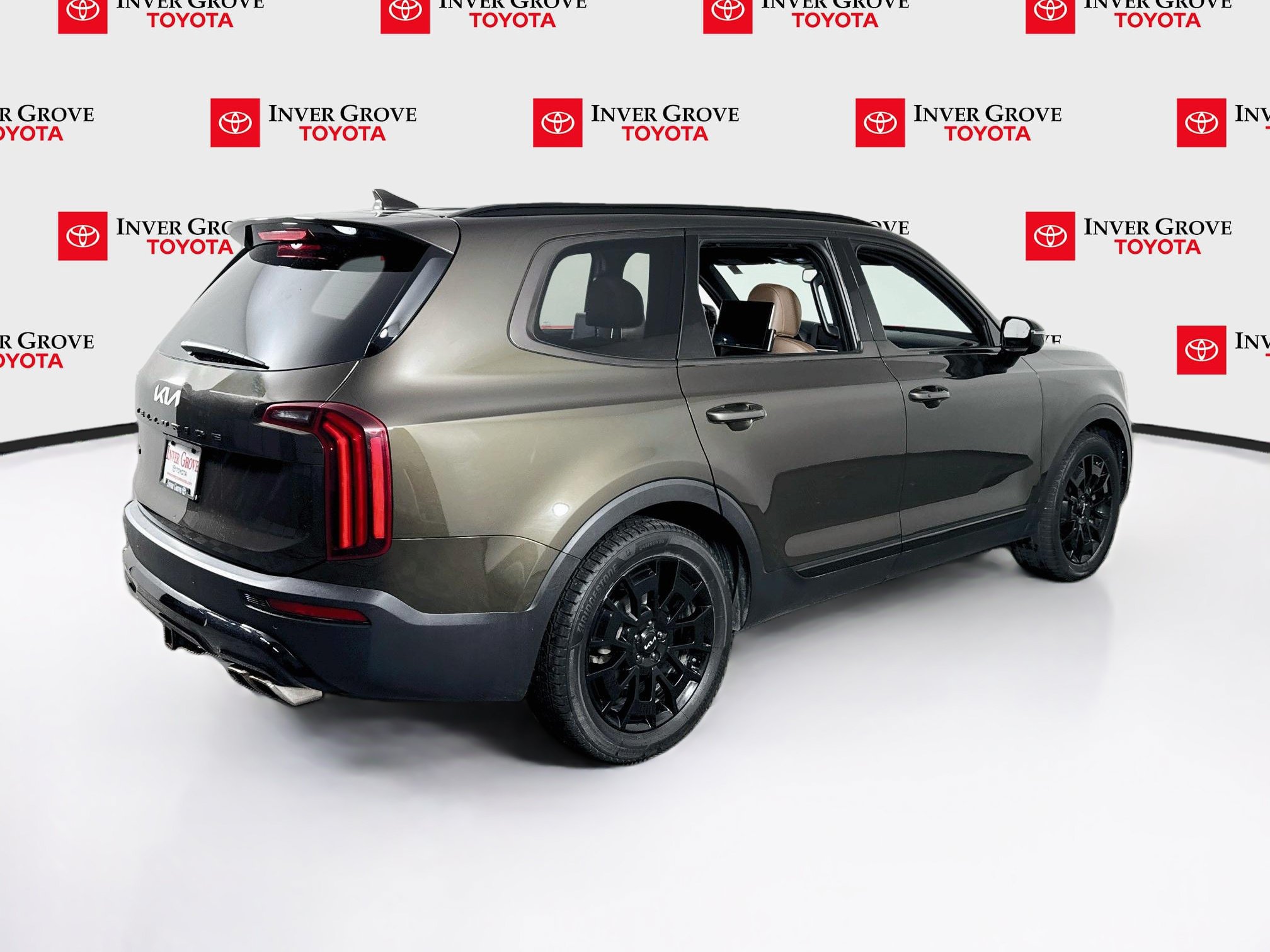 Used 2022 Kia Telluride SX w/ SX Prestige Package AWD/4WD image 5