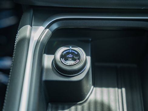 New 2026 Ford Expedition Active image 33