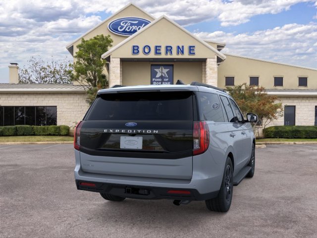 New 2026 Ford Expedition Active RWD image 8