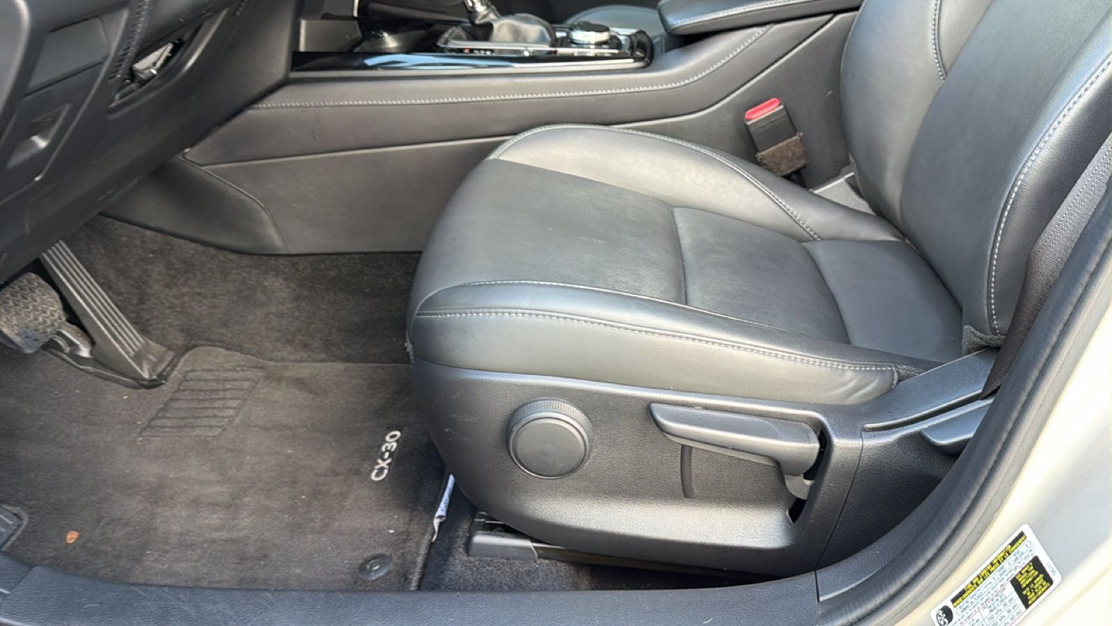 Certified 2024 MAZDA CX-30 AWD 2.5 S w/ Select Sport Pkg image 14
