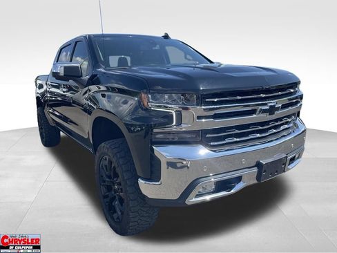 Used 2022 Chevrolet Silverado 1500 LTZ w/ LTZ Premium Package AWD/4WD image 1