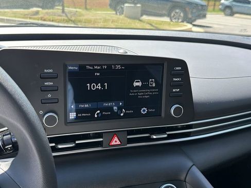 New 2026 Hyundai Elantra SE image 23