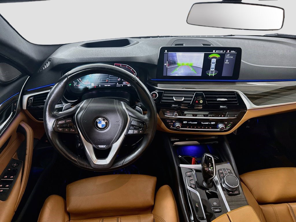 Used 2021 BMW 530i w/ Premium Package RWD image 16