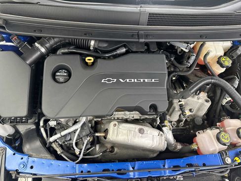 Used 2017 Chevrolet Volt Premier w/ Driver Confidence II Package FWD image 17