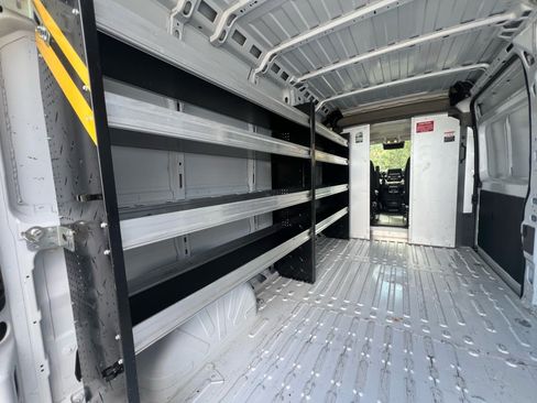 Used 2024 RAM ProMaster 2500 FWD image 18