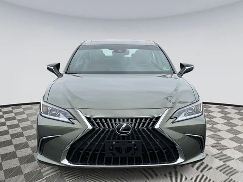 Used 2025 Lexus ES 300h w/ Premium Package image 6
