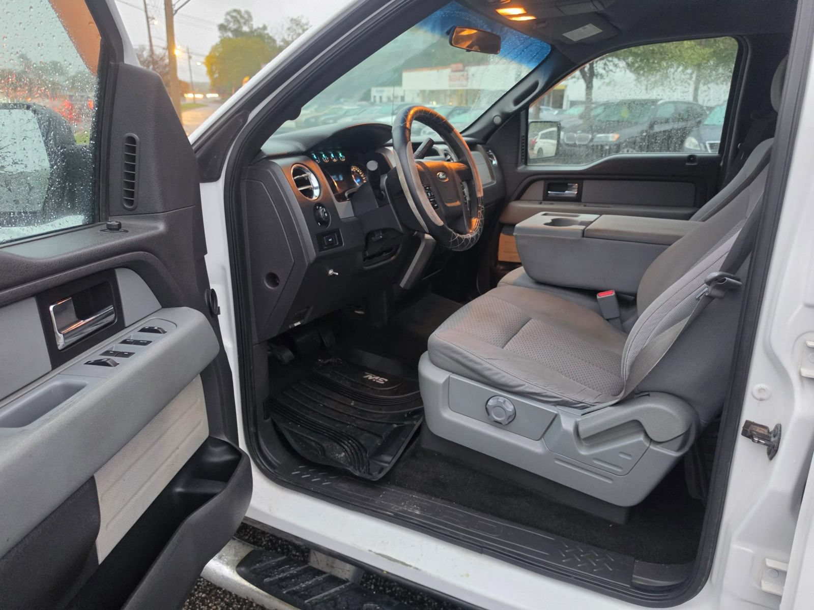 Used 2014 Ford F150 XLT w/ Trailer Tow Package AWD/4WD image 7