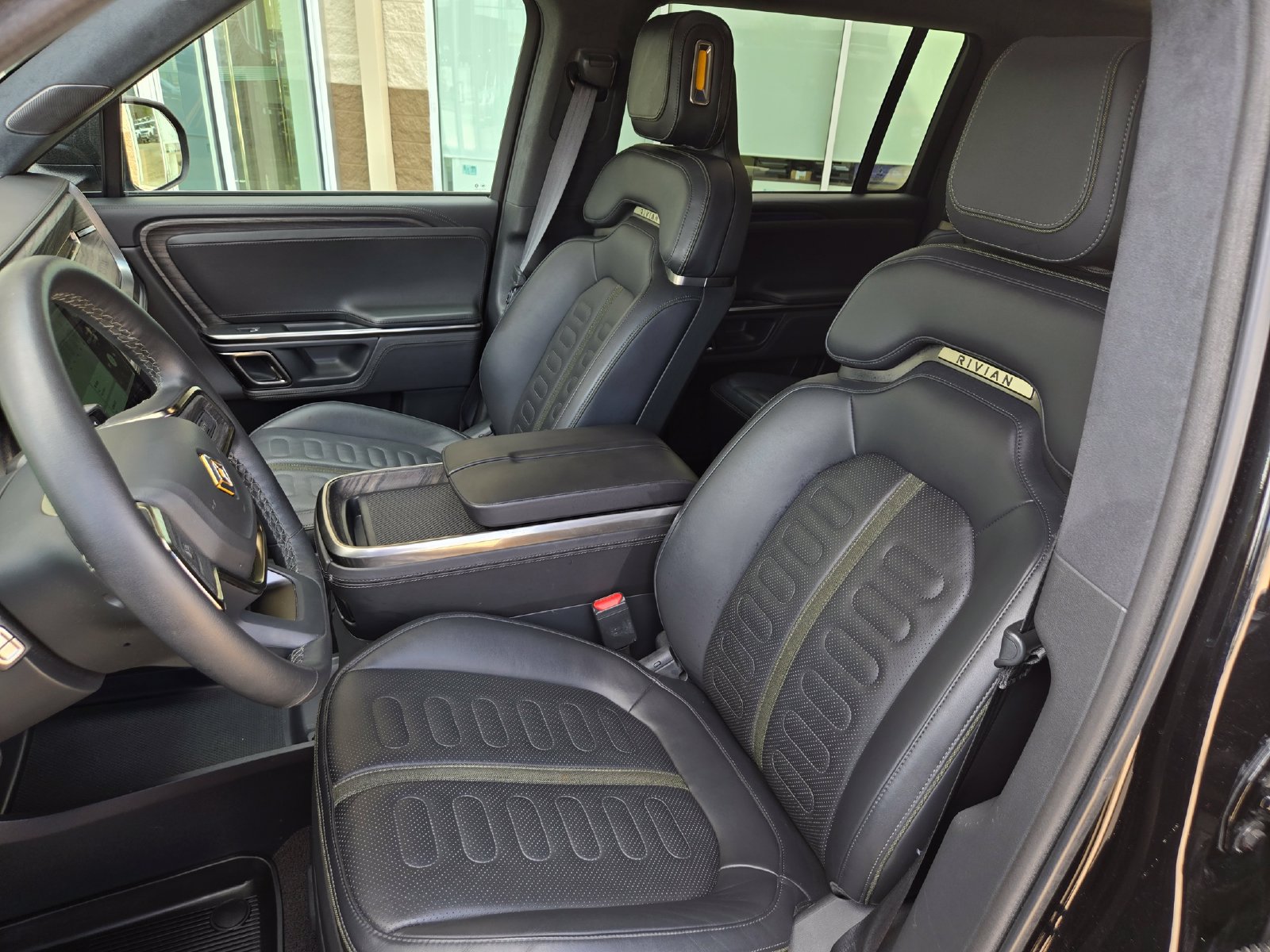 Used 2023 Rivian R1S Adventure Quad AWD/4WD image 21