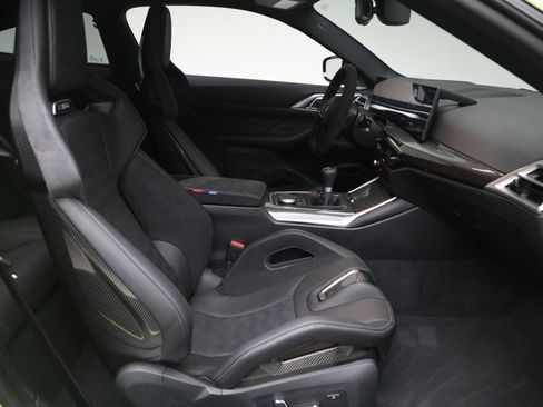 Used 2025 BMW M4 Coupe w/ M Carbon Exterior Package image 17