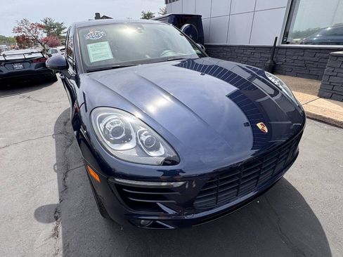 Used 2018 Porsche Macan AWD/4WD image 11