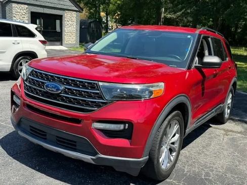 Used 2020 Ford Explorer XLT w/ Equipment Group 202A RWD image 1