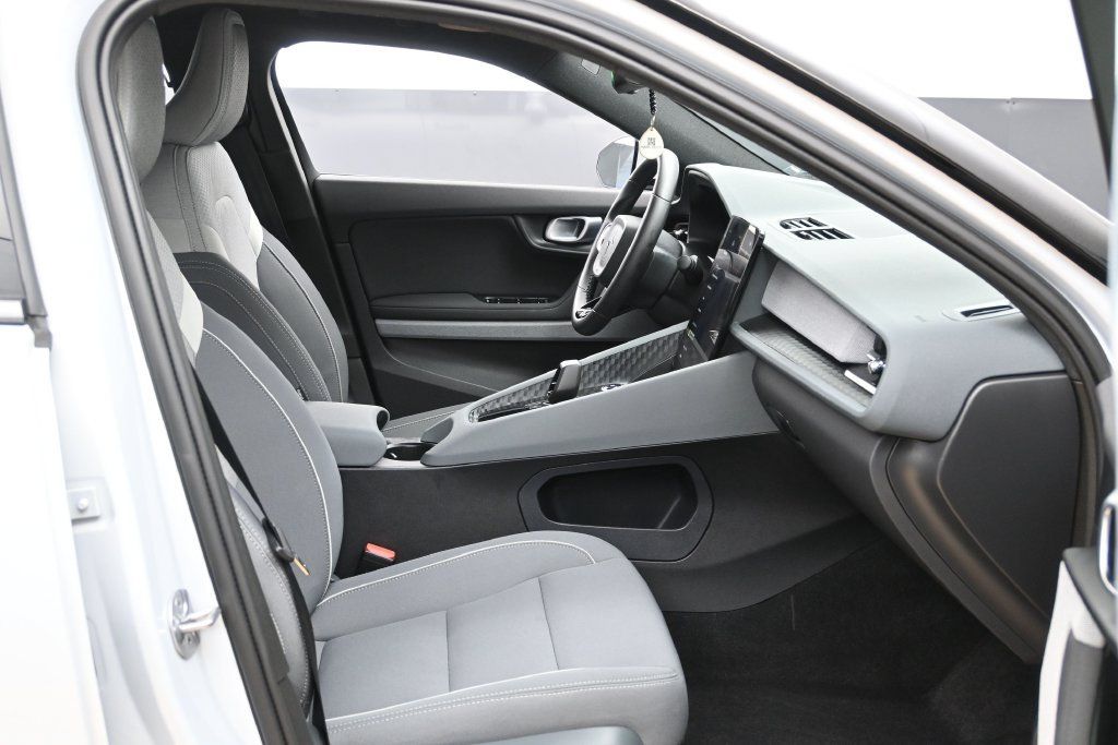 Used 2024 Polestar Polestar 2 AWD/4WD image 24
