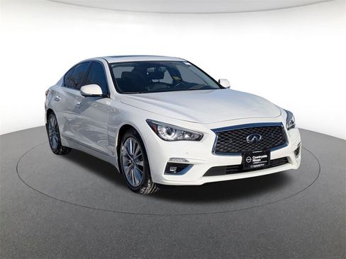 Used 2021 INFINITI Q50 Luxe w/ All Weather Package image 3